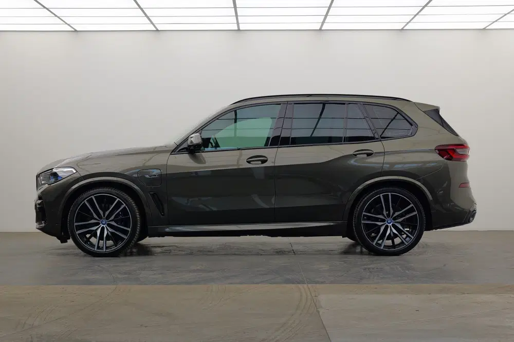 BMW X5 xDrive45e High Executive uit 2022, foto 11