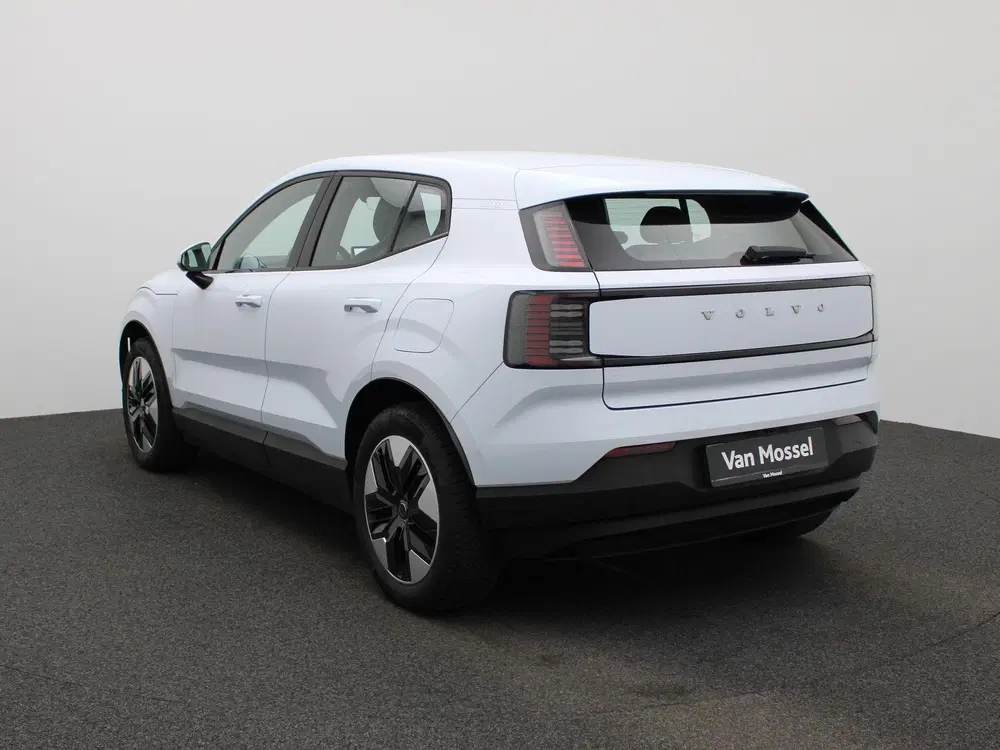 Volvo EX30 Single Motor Core uit 2024, foto 4