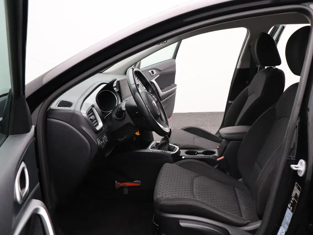 Kia Ceed 1.0 T-GDi DynamicLine uit 2020, foto 11