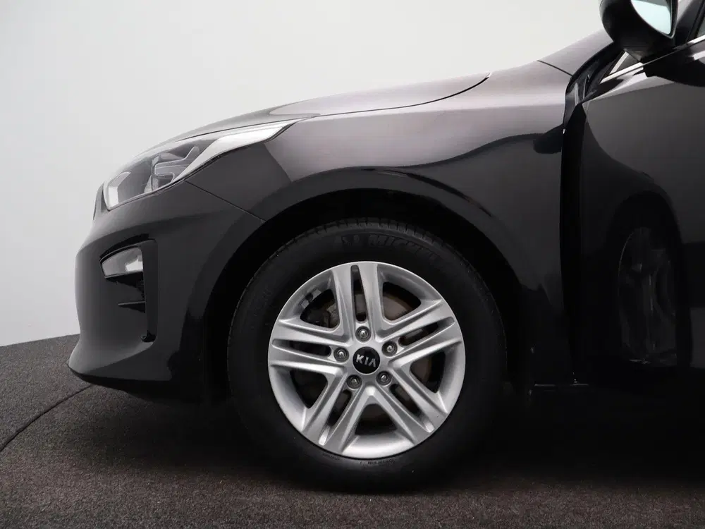 Kia Ceed 1.0 T-GDi DynamicLine uit 2020, foto 15