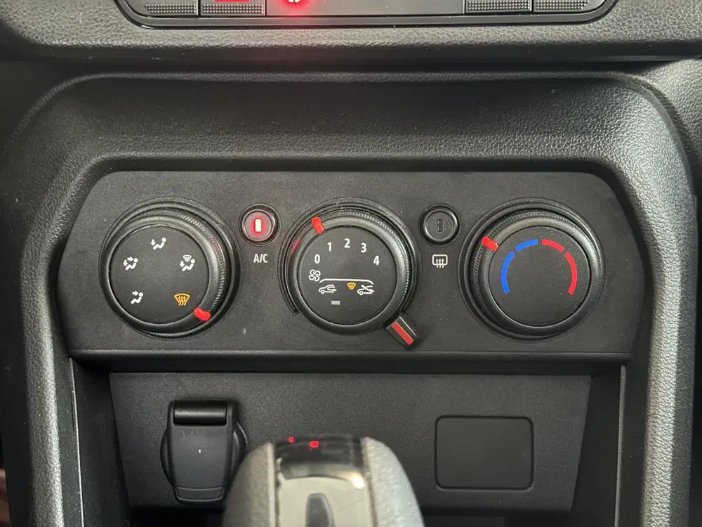 Dacia Sandero Stepway 1.0 TCe 90 Comfort Apple Carplay uit 2024, foto 12