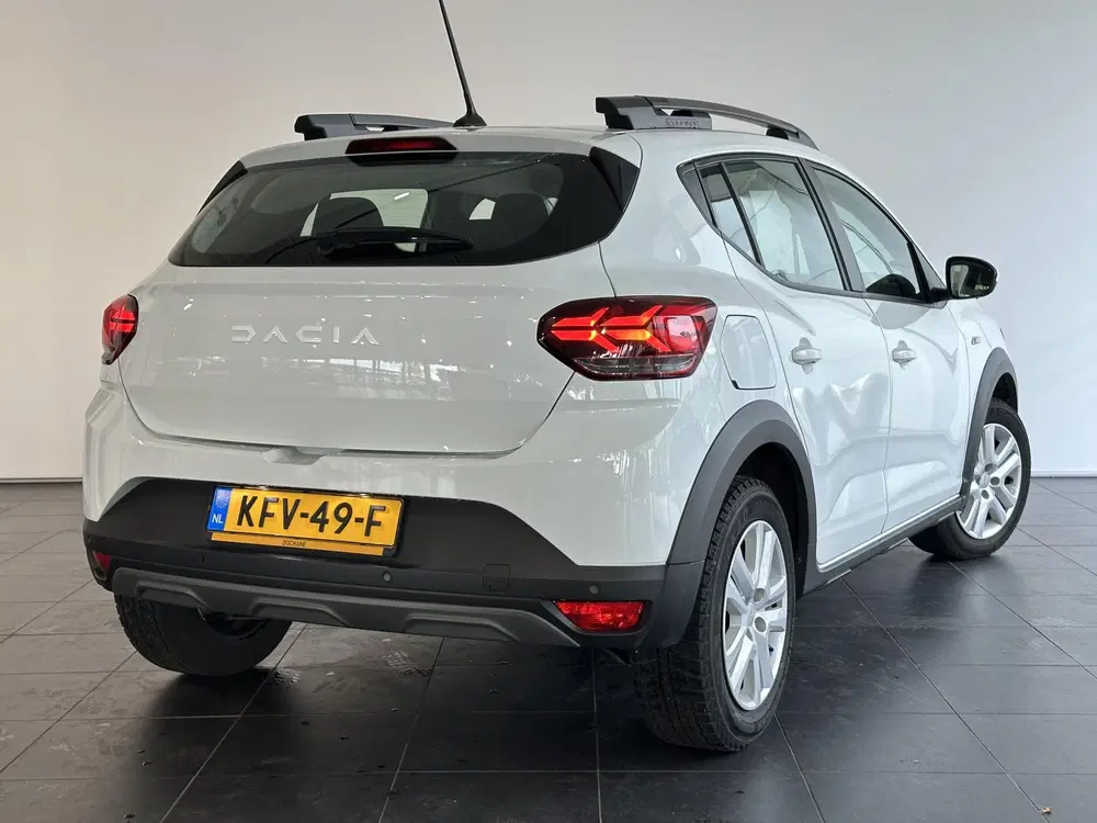 Dacia Sandero Stepway 1.0 TCe 90 Comfort Apple Carplay uit 2024, foto 2