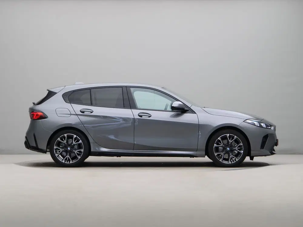 BMW 1-serie 120 M Sport Design Edition uit 2026, foto 8