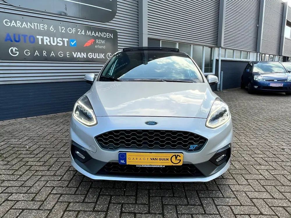 Ford Fiesta 1.5 ST-3 200PK Panodak uit 2019, foto 2