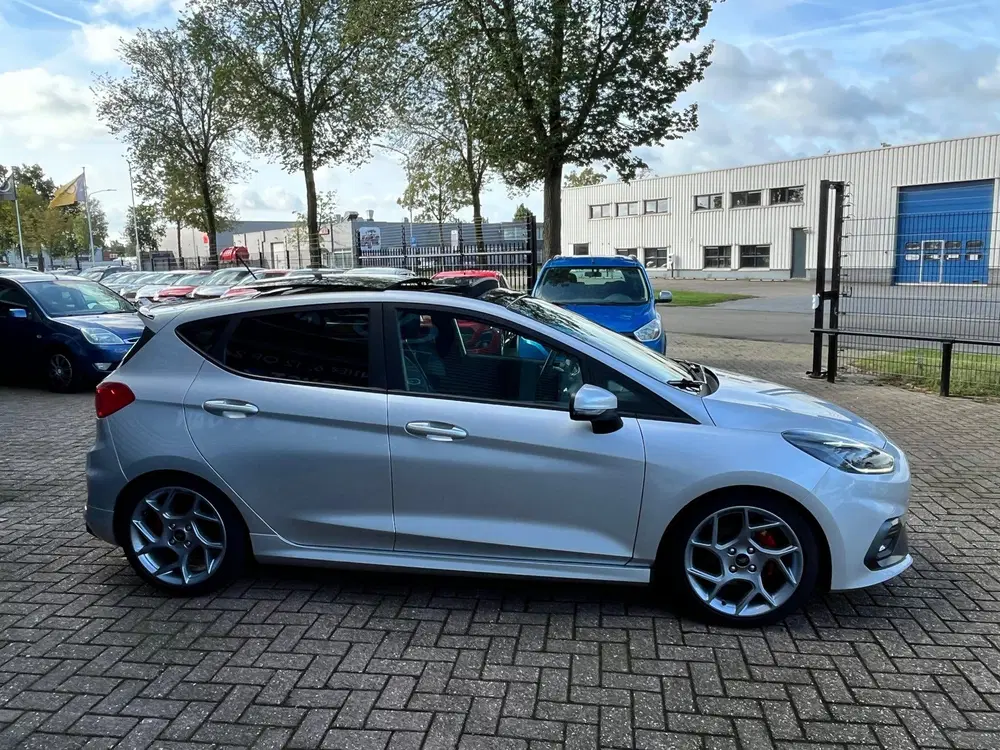 Ford Fiesta 1.5 ST-3 200PK Panodak uit 2019, foto 6