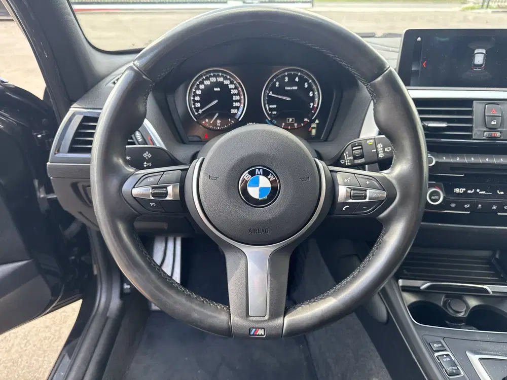 BMW 1-serie 118i Edition M Sport Shadow High Executive uit 2019, foto 13