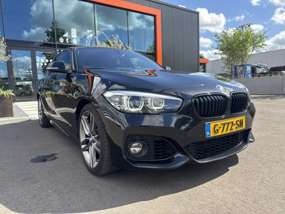 BMW 1-serie 118i Edition M Sport Shadow High Executive uit 2019, foto 9