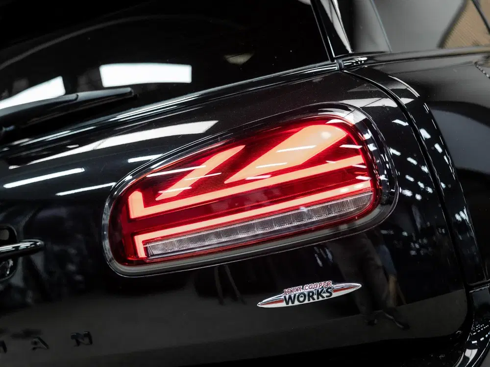 Mini Clubman 2.0 JCW ALL4 John Cooper Works uit 2021, foto 14