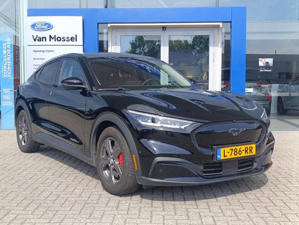 Ford Mustang Mach-E Extended RWD 98 kWh uit 2021, foto 2