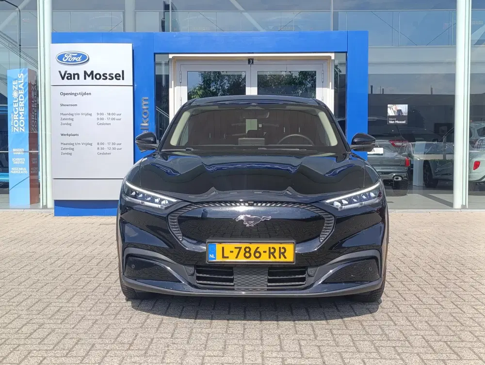 Ford Mustang Mach-E Extended RWD 98 kWh uit 2021, foto 4
