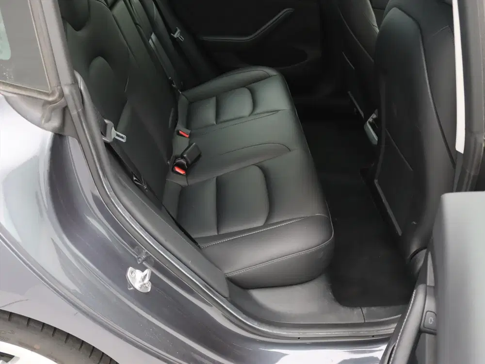 Tesla Model 3 Long Range AWD 75kWh 351pk 94.3% SoH [ AMD uit 2023, foto 15