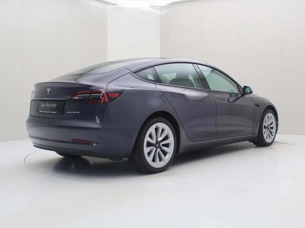 Tesla Model 3 Long Range AWD 75kWh 351pk 94.3% SoH [ AMD uit 2023, foto 2