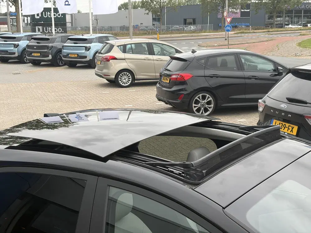 Ford Puma Gen-E Premium 44 kWh Panoramadak uit 2025, foto 9