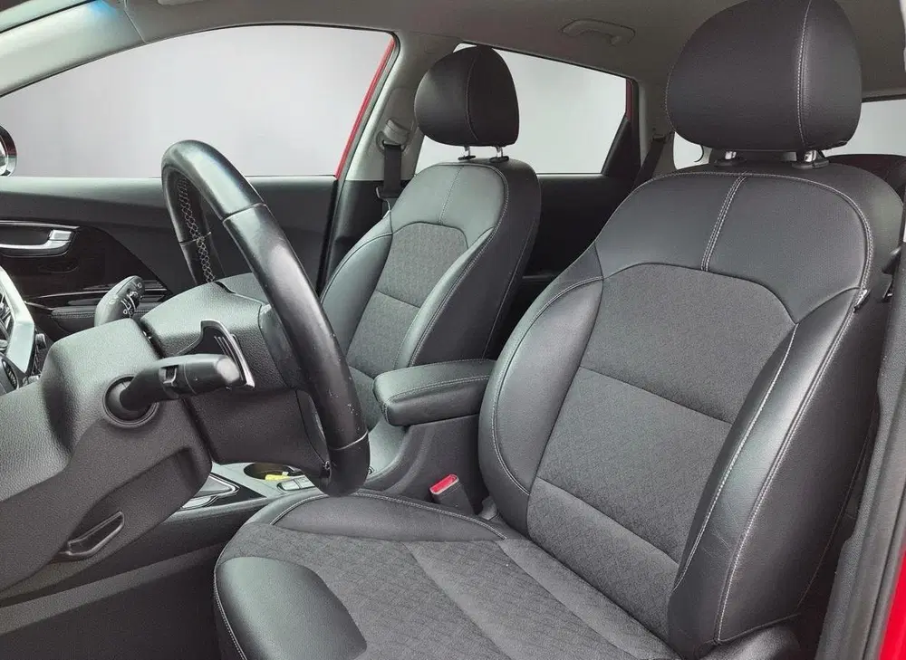 Kia Niro 1.6GDi Hybrid DynamicPlusLine uit 2019, foto 5