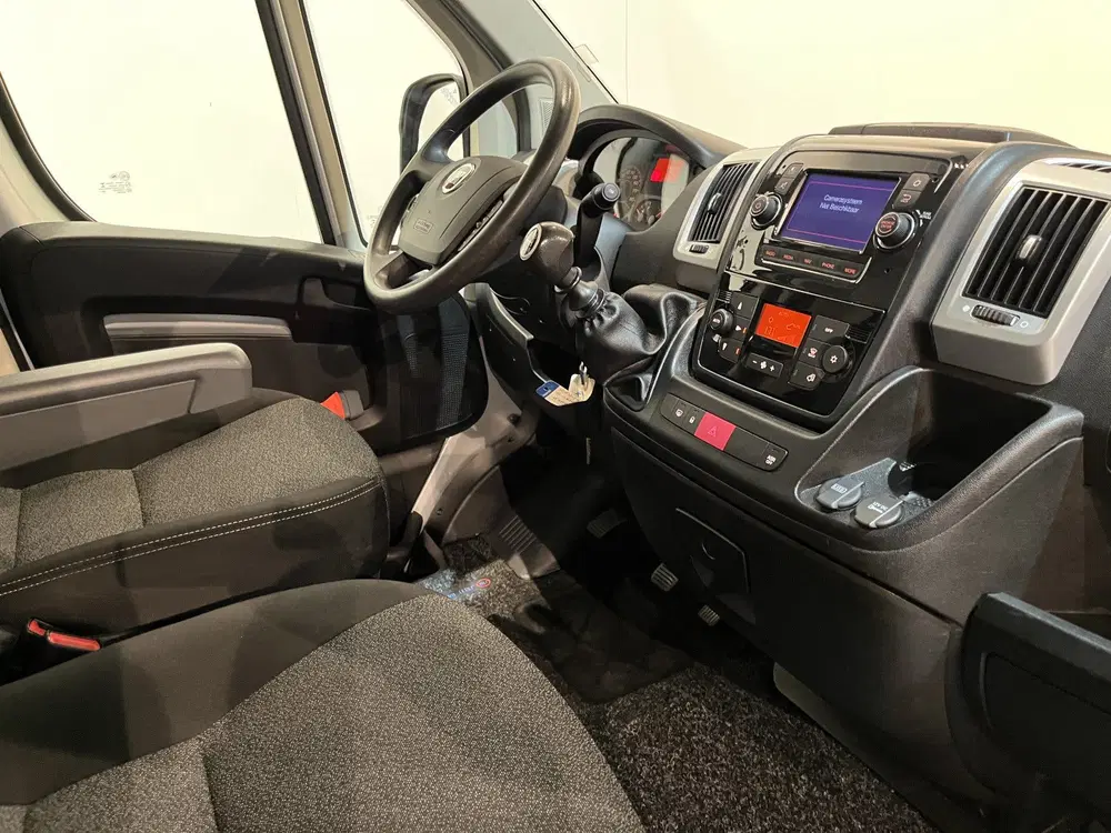 Fiat Ducato 2.3 MultiJet 120 PK L2H2 uit 2021, foto 3
