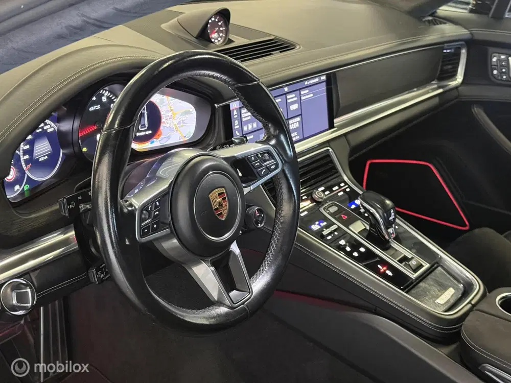 Porsche Panamera Sport Turismo 4.0 GTS PANO uit 2019, foto 11