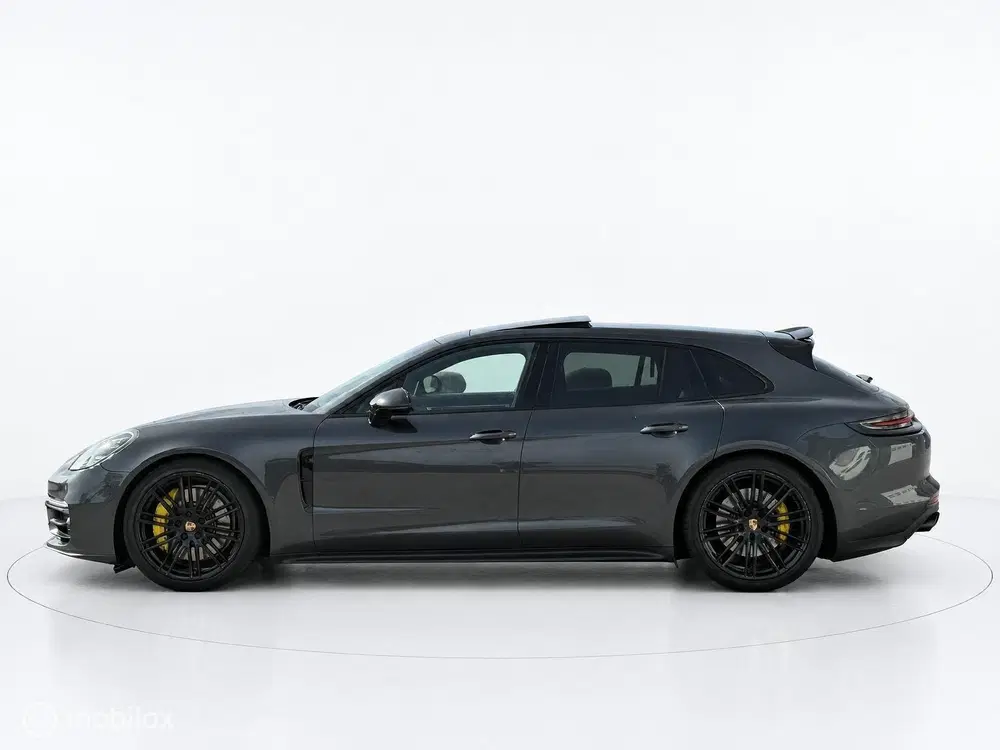 Porsche Panamera Sport Turismo 4.0 GTS PANO uit 2019, foto 9