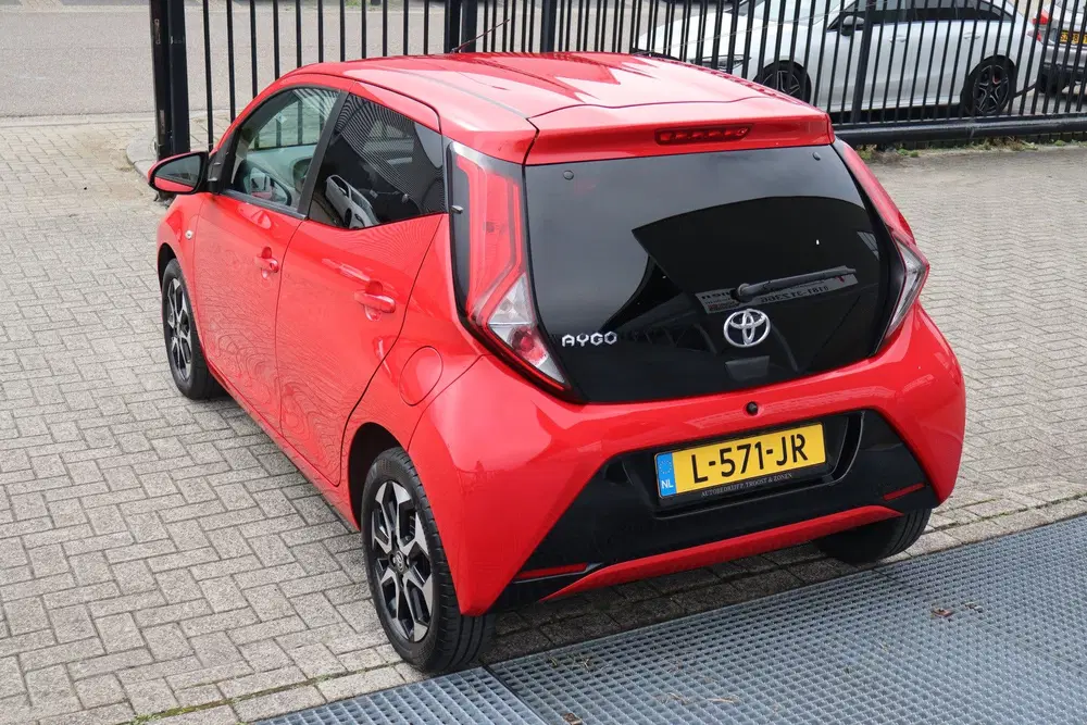 Toyota Aygo 1.0 VVT-i x-joy Automaat Nederlandse auto uit 2021, foto 12