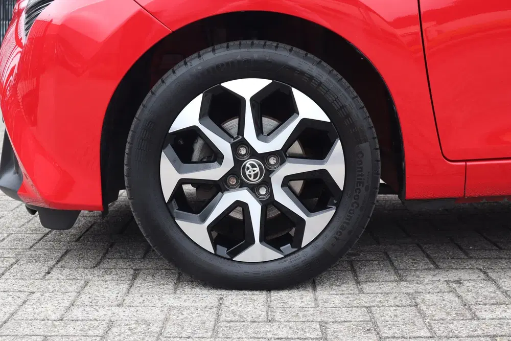 Toyota Aygo 1.0 VVT-i x-joy Automaat Nederlandse auto uit 2021, foto 5