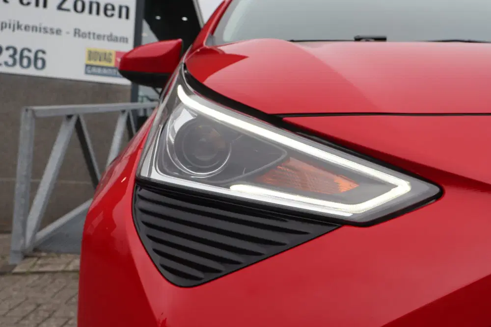 Toyota Aygo 1.0 VVT-i x-joy Automaat Nederlandse auto uit 2021, foto 7