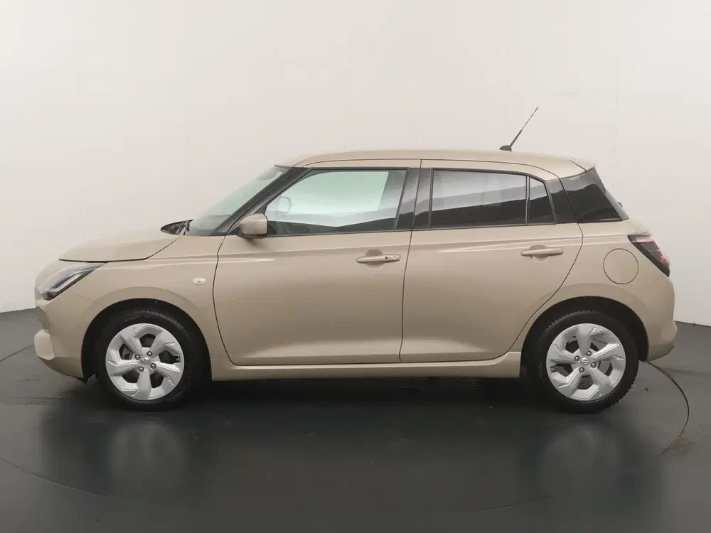 Suzuki Swift 1.2 Select Smart Hybrid Automaat uit 2026, foto 2