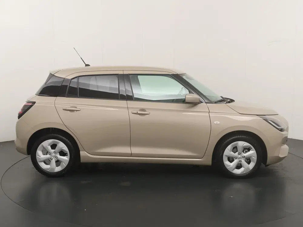 Suzuki Swift 1.2 Select Smart Hybrid Automaat uit 2026, foto 6