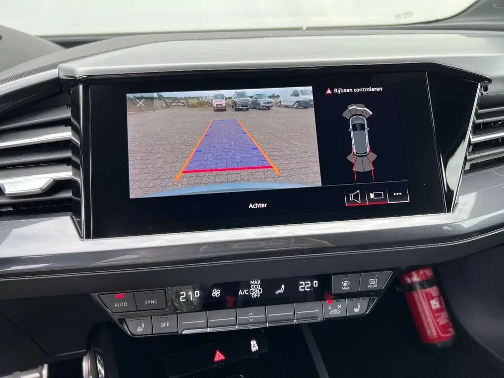 Audi Q4 e-tron 50 Quattro uit 2022, foto 15