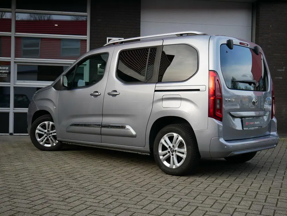 Toyota Proace City 1.2 Turbo Dynamic Navi+Bt uit 2020, foto 3
