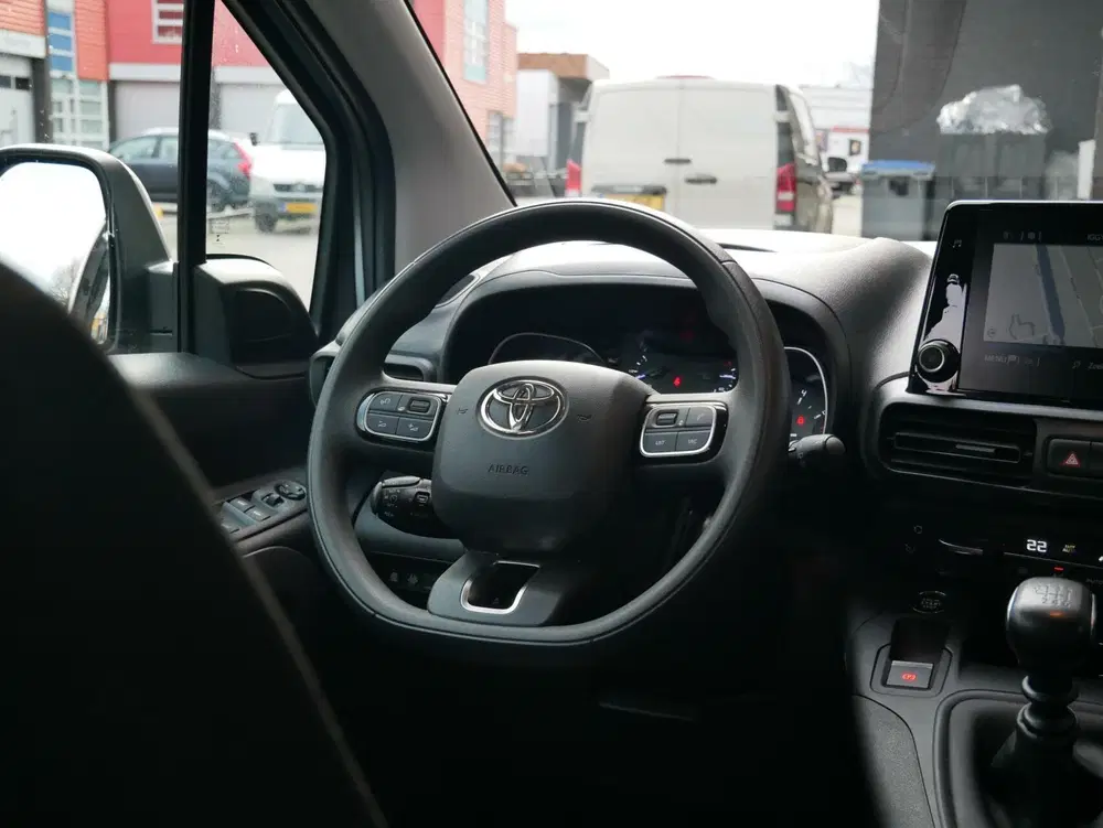 Toyota Proace City 1.2 Turbo Dynamic Navi+Bt uit 2020, foto 5