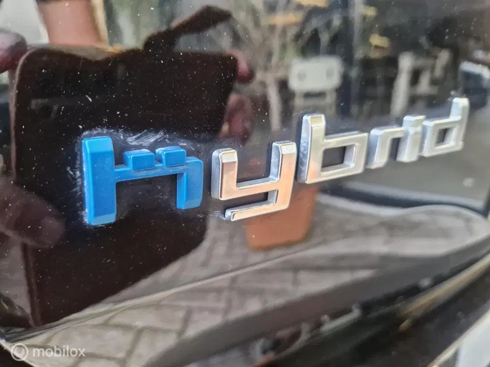 Citroën C5 Aircross Citroen C5 Aircross 1.6 Plug-in Hybrid 225 uit 2022, foto 15