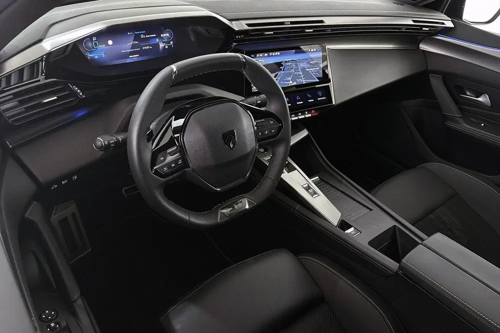 Peugeot 408 1.6 HYbrid 225 EAT8 GT FOCAL Alcantara Mas uit 2025, foto 5