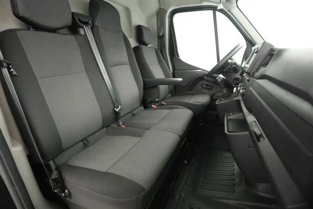 Renault Master 2.3 dCi 150PK L2H2 uit 2023, foto 10
