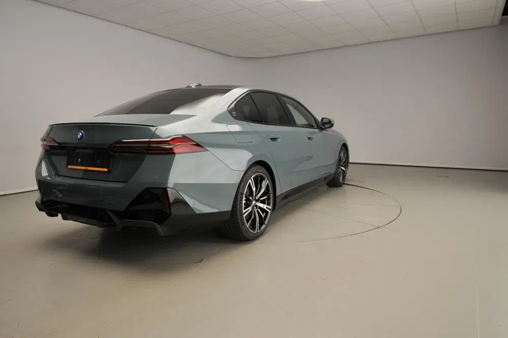 BMW i5 M Sport Edition uit 2026, foto 2