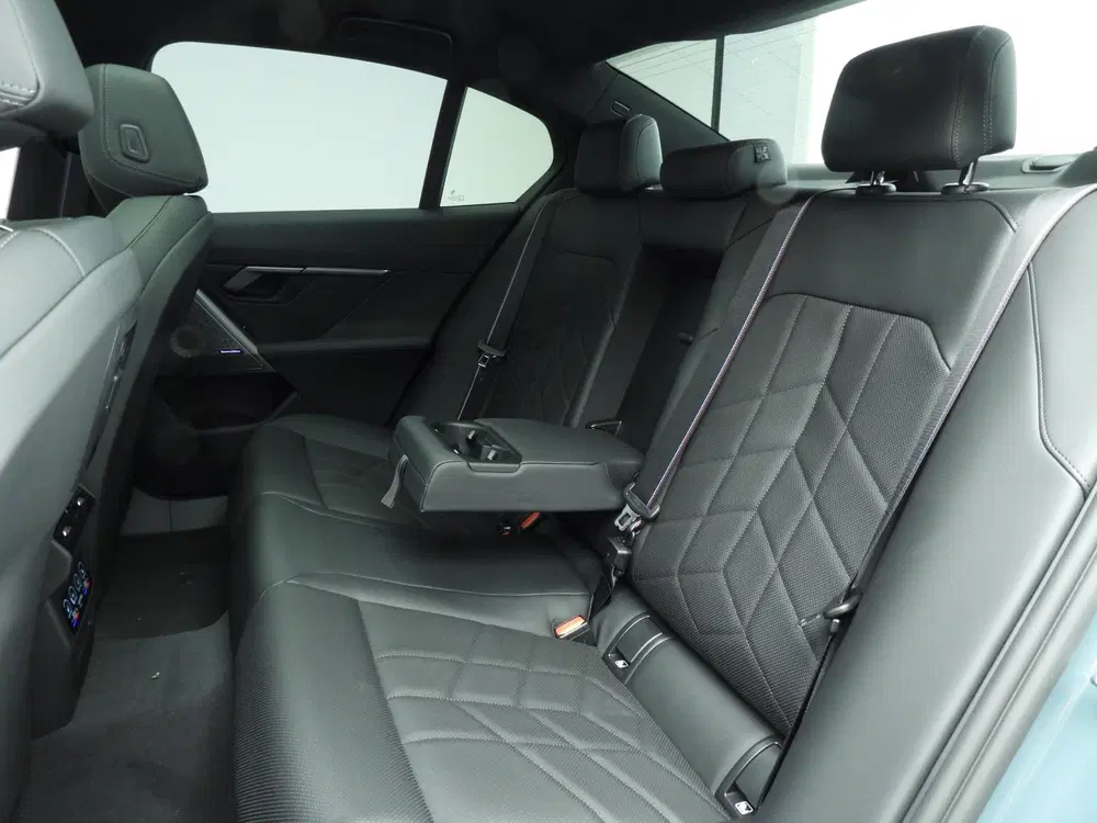 BMW i5 M Sport Edition uit 2026, foto 8
