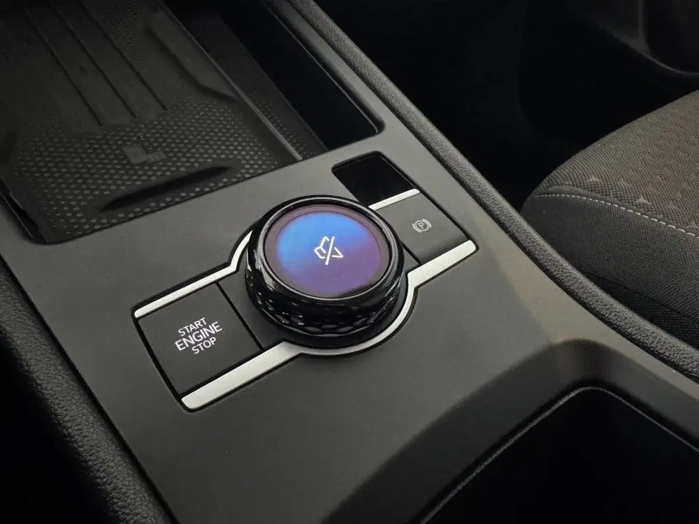 Volkswagen T-Roc 1.5 eTsi Life First uit 2025, foto 12