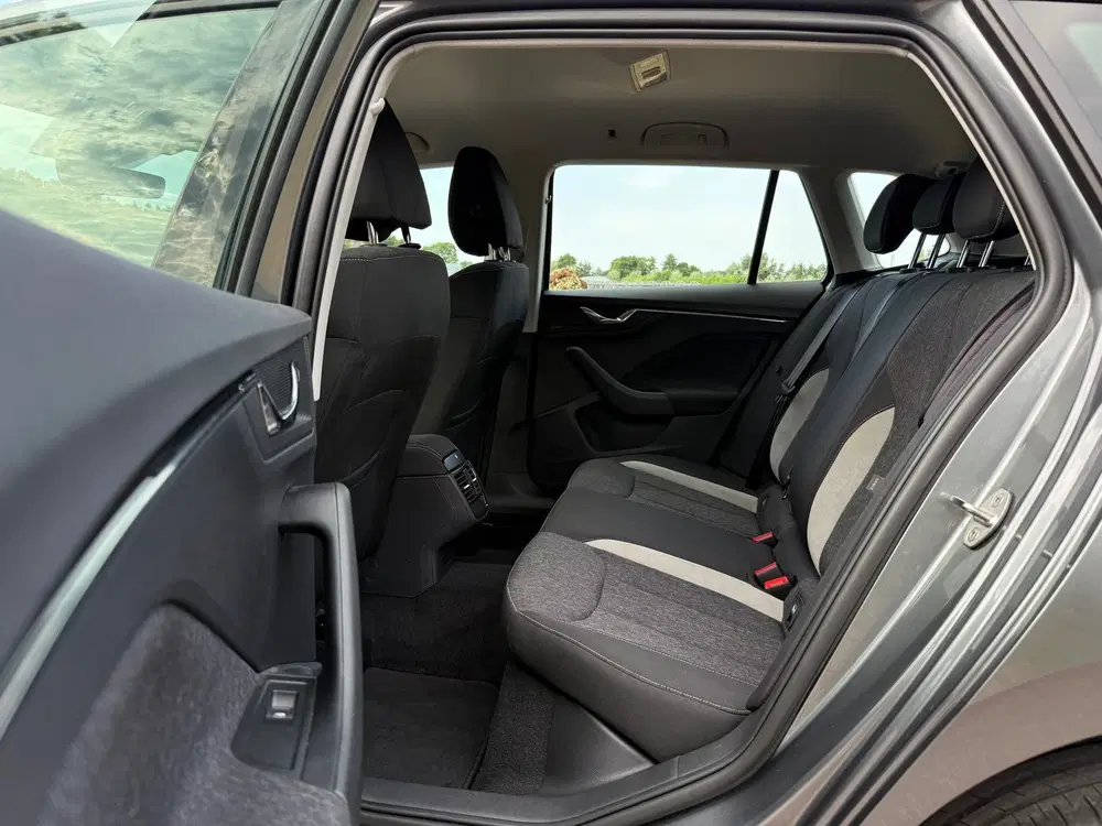 Skoda Kamiq 1.5 TSI Style Deal Business Edition Automa uit 2023, foto 13