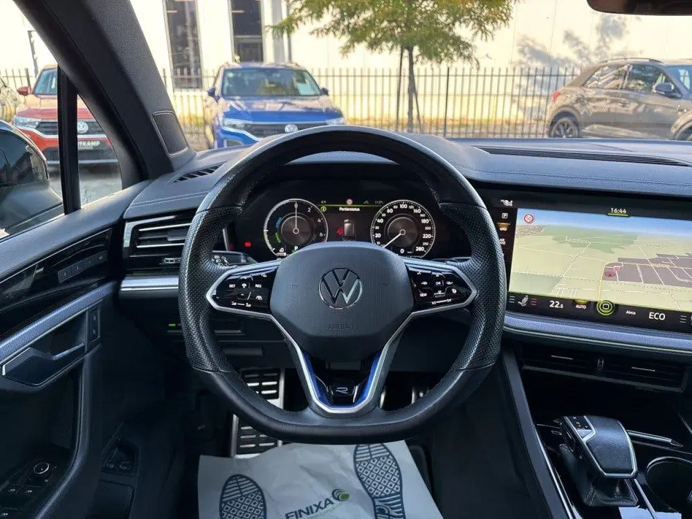 Volkswagen Touareg 3.0 TSI R EHYBRID 4MOTION PANO-DAK uit 2022, foto 13