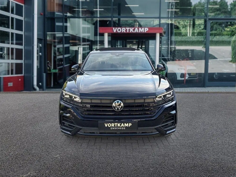 Volkswagen Touareg 3.0 TSI R EHYBRID 4MOTION PANO-DAK uit 2022, foto 2