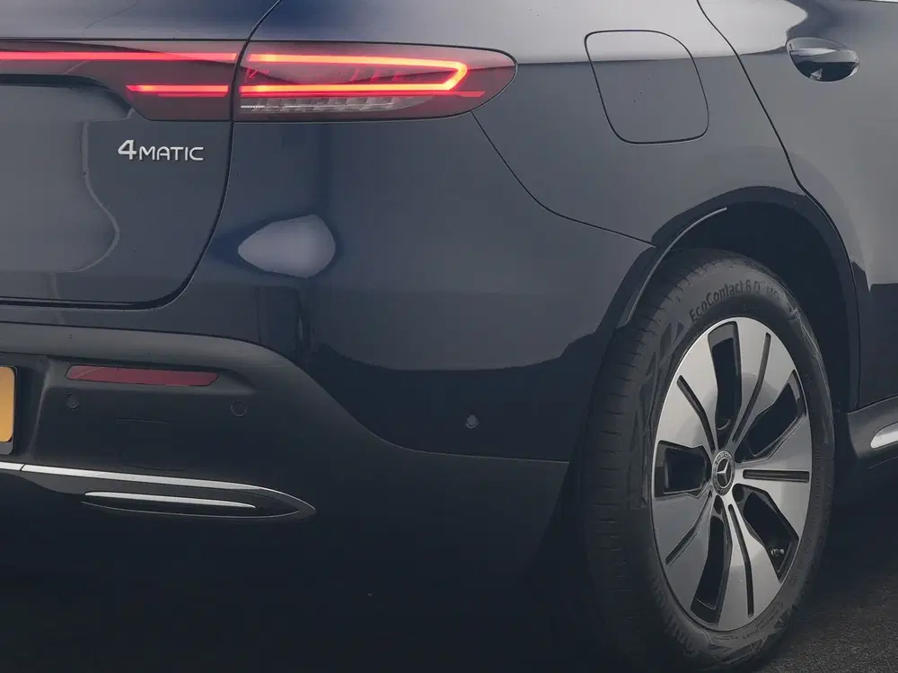 Mercedes-Benz EQC 400 4MATIC 85 kWh 408pk Dealer O.H uit 2023, foto 8