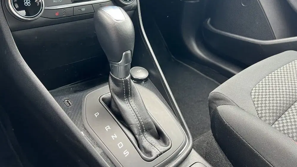 Ford Fiesta 1.0 EcoB. ST-Line uit 2019, foto 13
