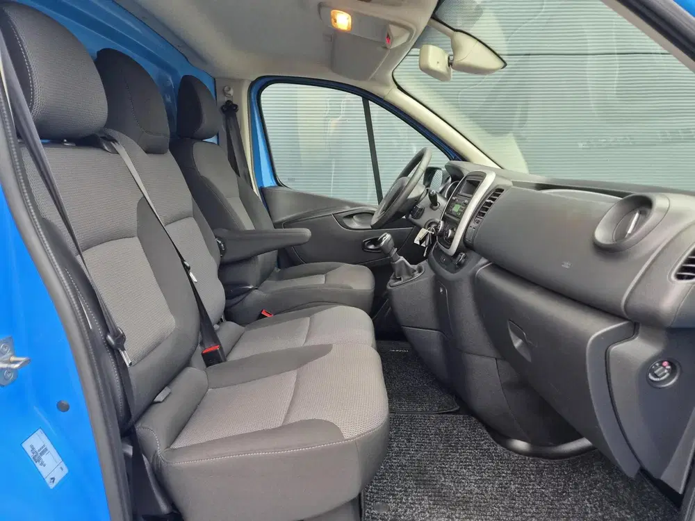 Renault Trafic 2.0 dCi L1H1 Airco Camera Trekh 120PK uit 2020, foto 14