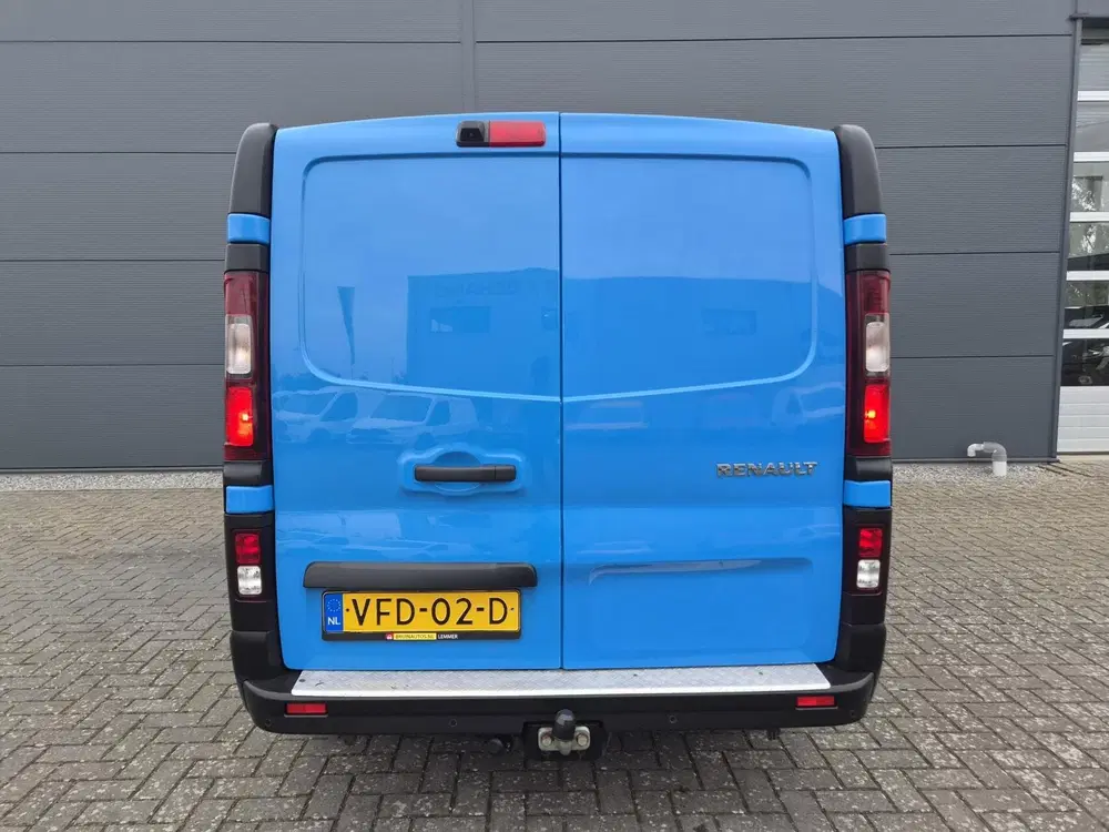 Renault Trafic 2.0 dCi L1H1 Airco Camera Trekh 120PK uit 2020, foto 9