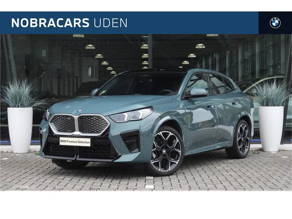BMW iX2 eDrive20 M Sport uit 2025