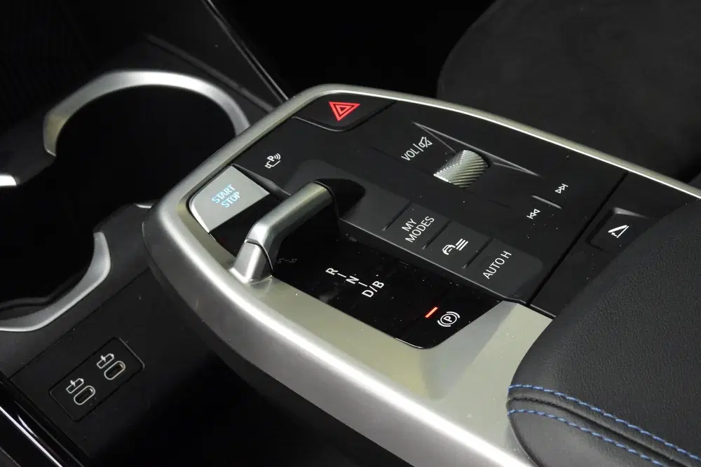 BMW iX2 eDrive20 M Sport uit 2025, foto 10