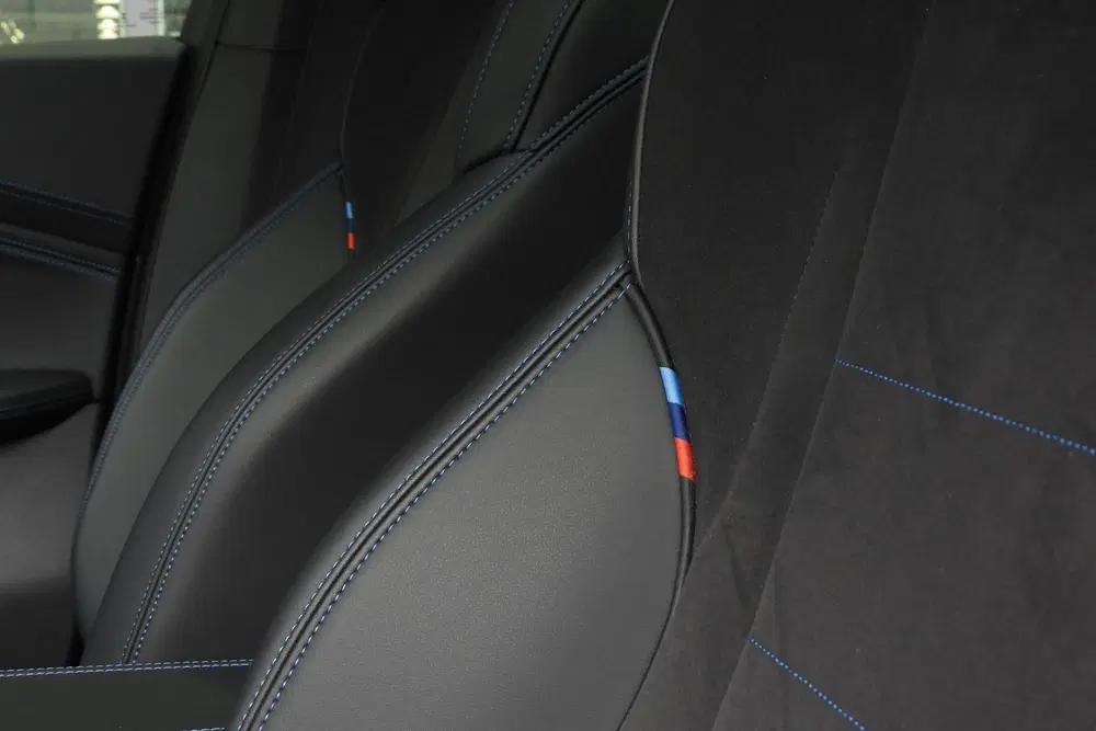 BMW iX2 eDrive20 M Sport uit 2025, foto 13