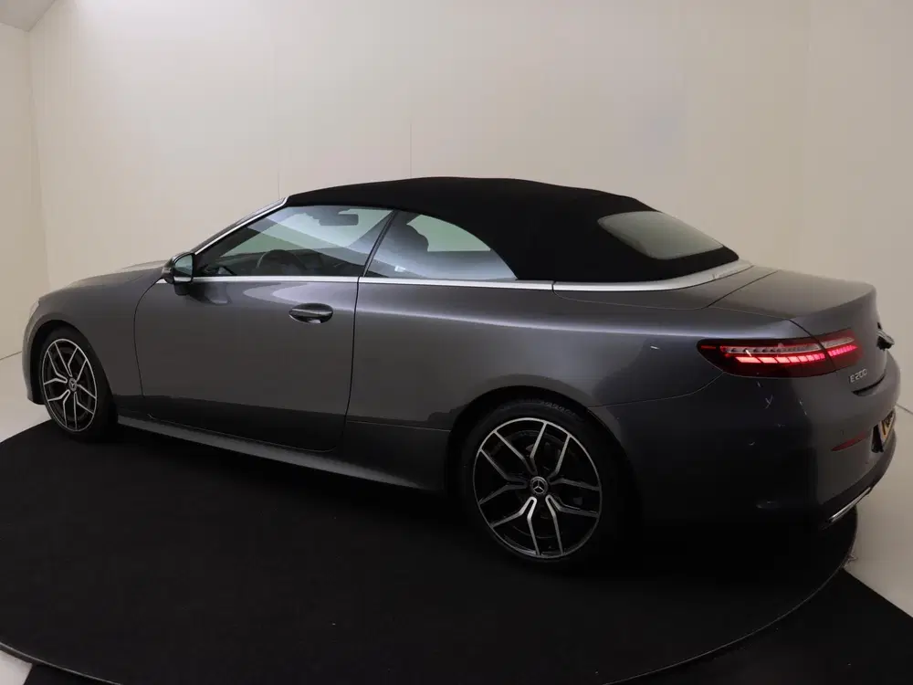 Mercedes-Benz E-Klasse 200 AMG Line Parkeercamera uit 2021, foto 10