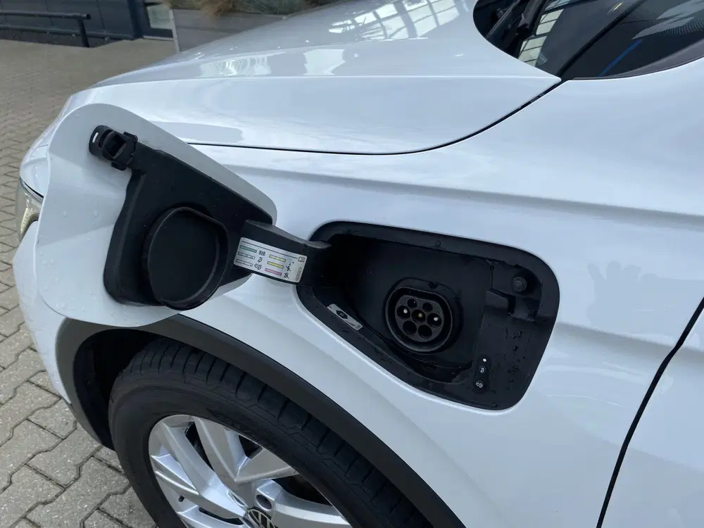 Volkswagen Tiguan 1.4 TSI eHybrid Business+ Trekhaak Wegklap uit 2023, foto 9