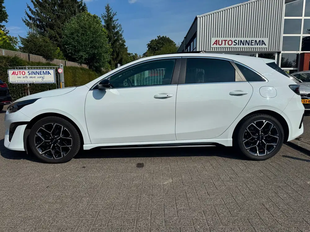 Kia Ceed 1.0 T-GDi GT-Line uit 2024, foto 3