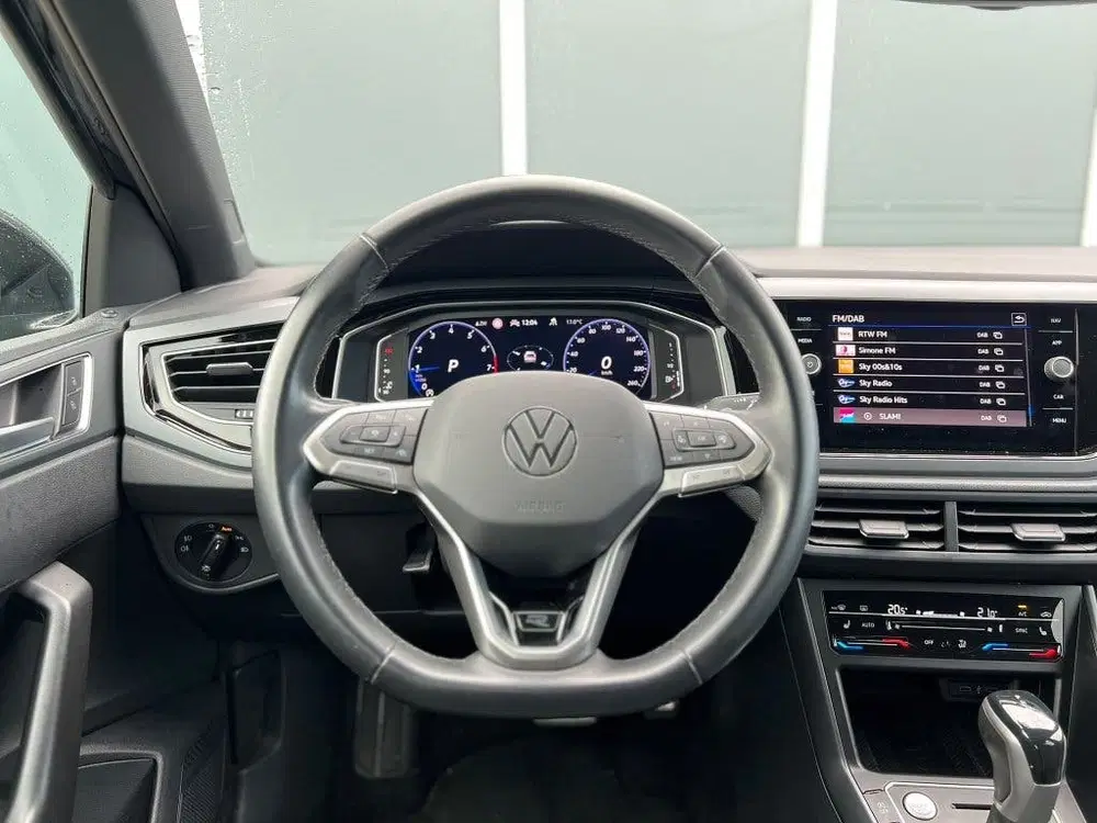 Volkswagen Taigo 1.5TSI 150pk DSG R-Line Black Style uit 2023, foto 10