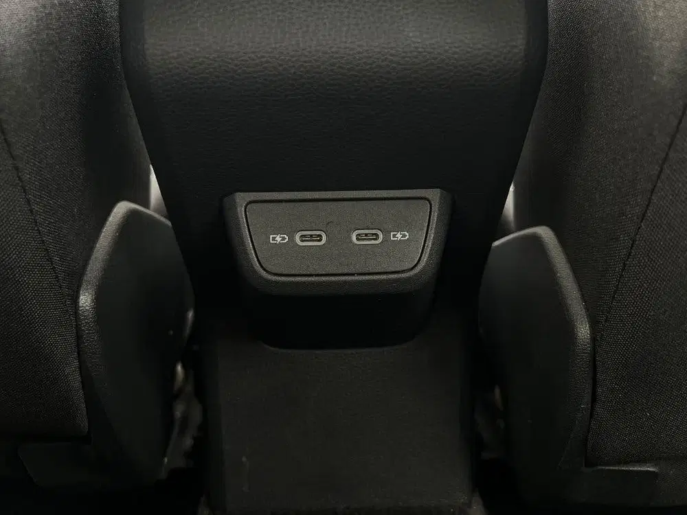 Volkswagen Taigo 1.5TSI 150pk DSG R-Line Black Style uit 2023, foto 7